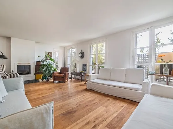 Appartement 6 pièces 147 m²