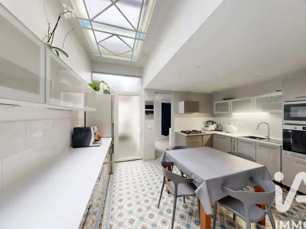 Maison 6 pièces 145 m²