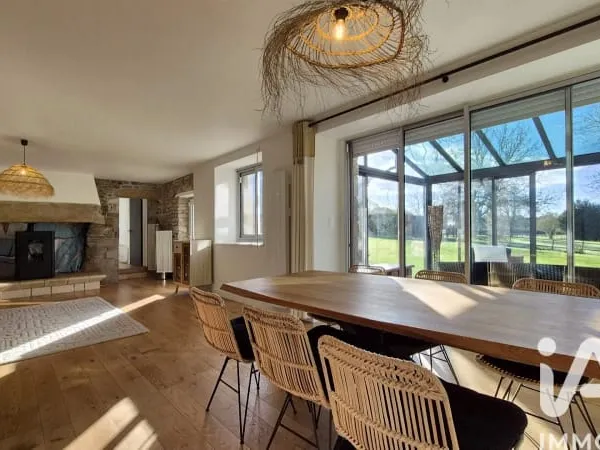 Maison 9 pièces 230 m²
