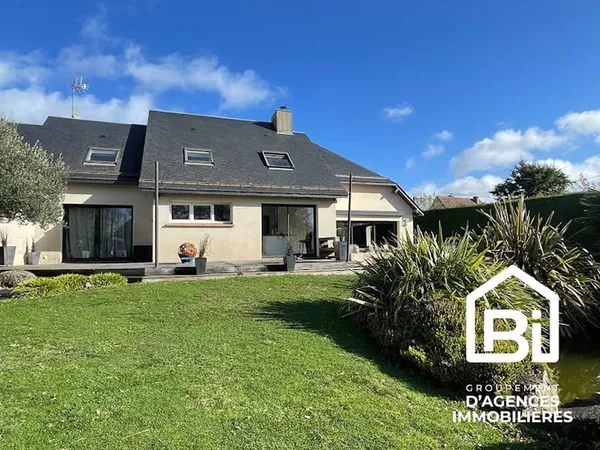 Maison 10 pièces 207 m²