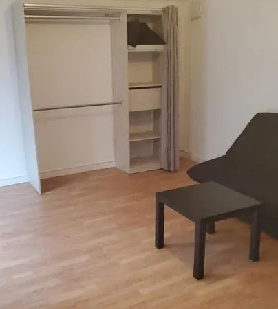 Studio 1 pièce 23 m²