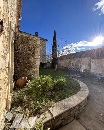 Maison 10 pièces 382 m²