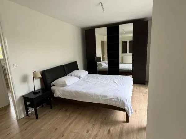 Chambre 1 pièce 19 m²