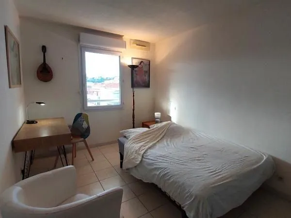 Chambre 1 pièce 9 m²