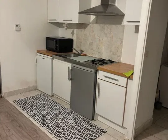 Studio 1 pièce 30 m²