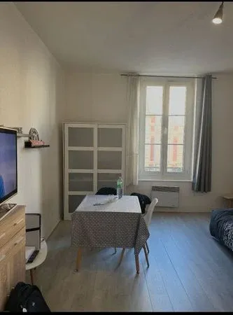 Studio 1 pièce 26 m²
