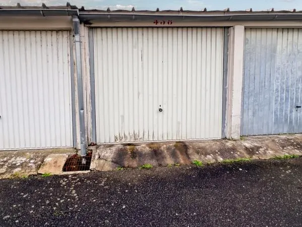Parking 13 m²
