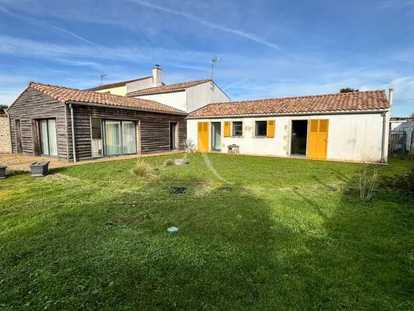 Maison 6 pièces 180 m²
