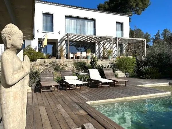 Villa 6 pièces 204 m²