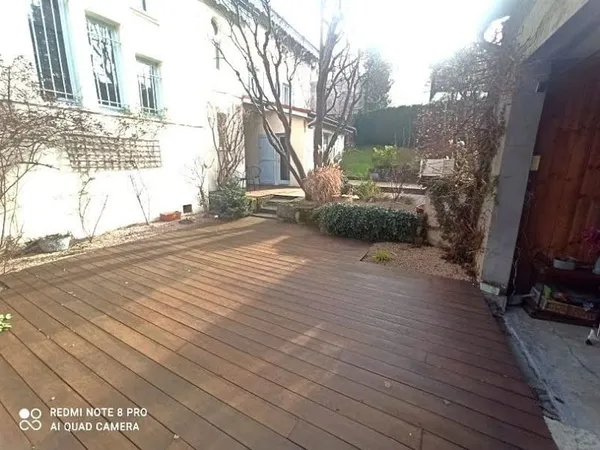 Maison 8 pièces 198 m²