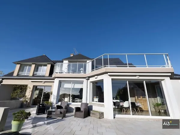 Maison 9 pièces 224 m²