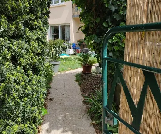Chambre 1 pièce 12 m²