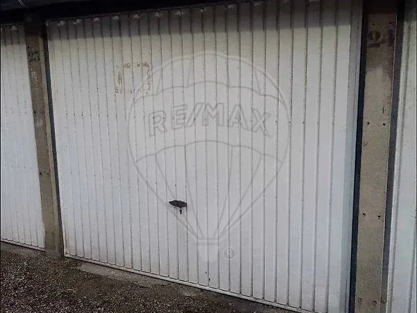Box de stockage 60 m²