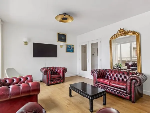 Appartement 5 pièces 124 m²