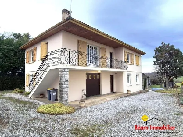 Maison 10 pièces 186 m²