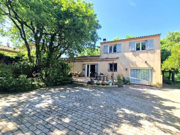 Maison 5 pièces 120 m²