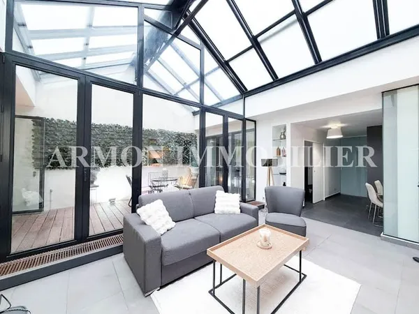 Appartement 6 pièces 160 m²