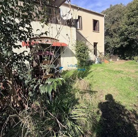 Villa 5 pièces 217 m²