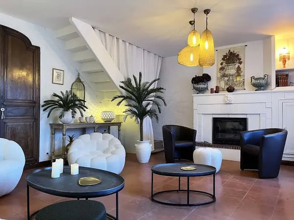Maison 7 pièces 195 m²