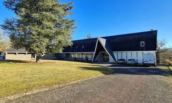 Maison 2600 m²