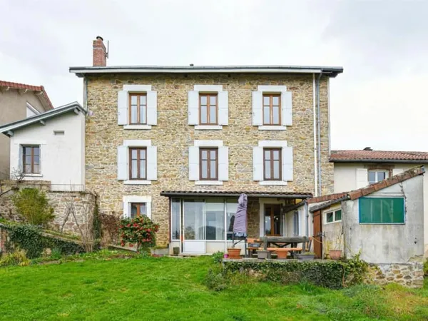 Maison 8 pièces 182 m²