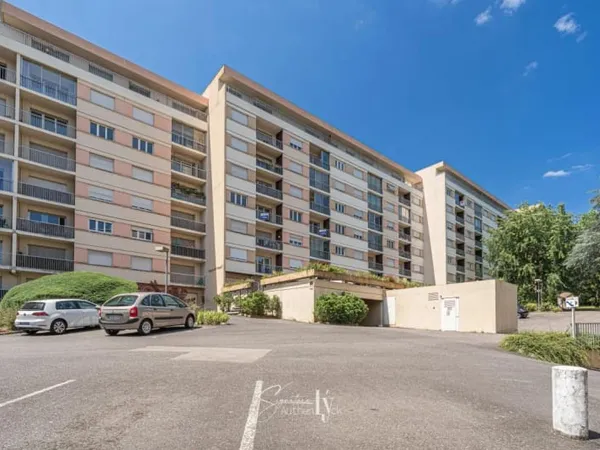 Appartement 7 pièces 153 m²