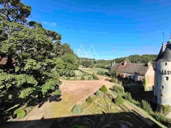 Propriété 30 pièces 2500 m²