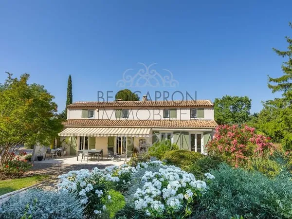 Maison 8 pièces 186 m²