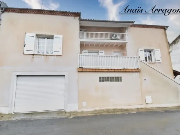 Maison 7 pièces 310 m²