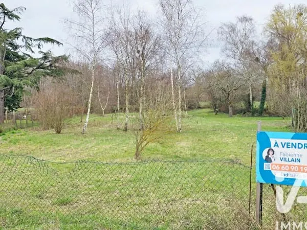 Terrain 2285 m²