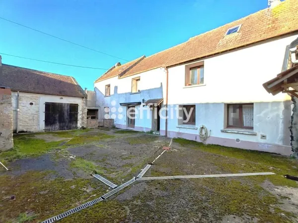 Maison 12 pièces 310 m²