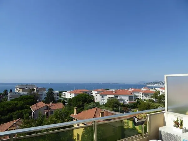 Studio 1 pièce 33 m²