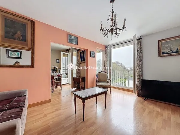 Appartement 4 pièces 82 m²