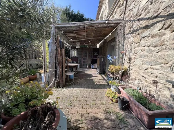 Maison 5 pièces 143 m²