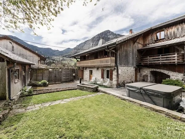 Chalet 11 pièces 248 m²