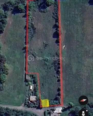 Terrain 9040 m²