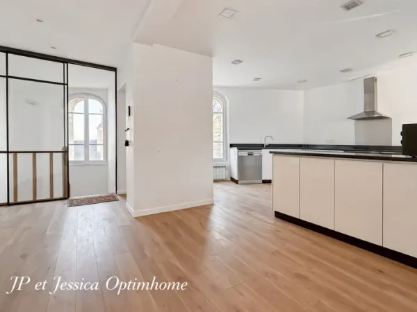 Appartement 5 pièces 166 m²