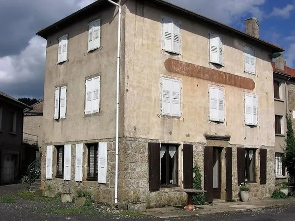 Maison 9 pièces 150 m²