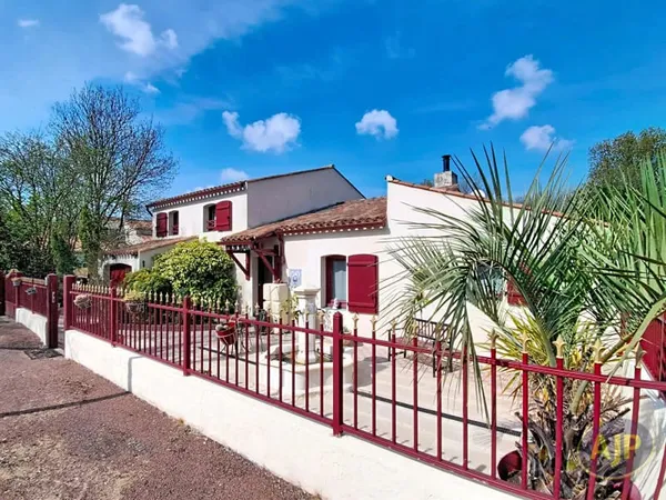 Maison 8 pièces 150 m²