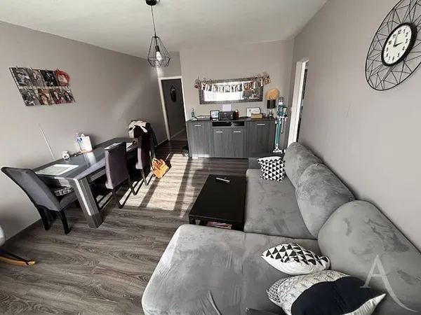 Appartement 4 pièces 59 m²