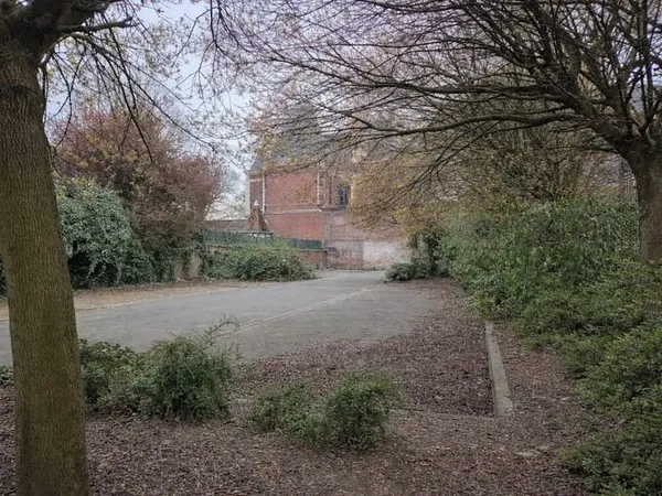 Parking 389 m²