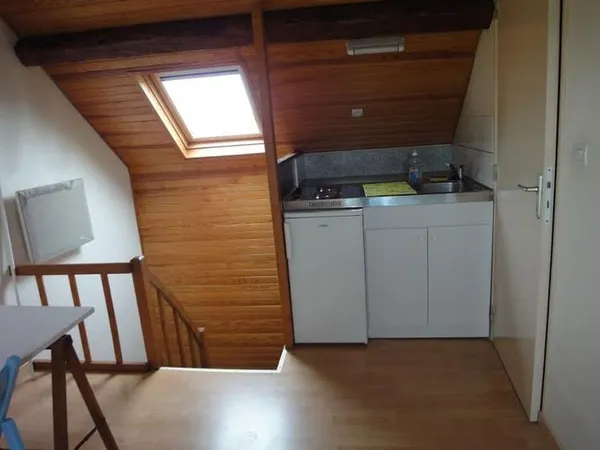 Studio 1 pièce 11 m²