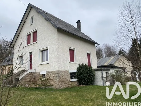 Maison 8 pièces 100 m²