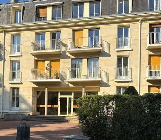 Studio 1 pièce 17 m²