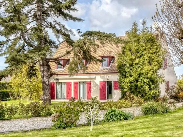 Maison 6 pièces 344 m²