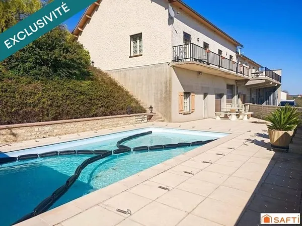 Maison 5 pièces 210 m²