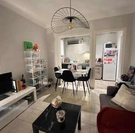 Studio 1 pièce 28 m²