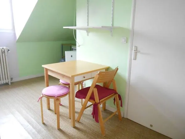 Studio 1 pièce 15 m²