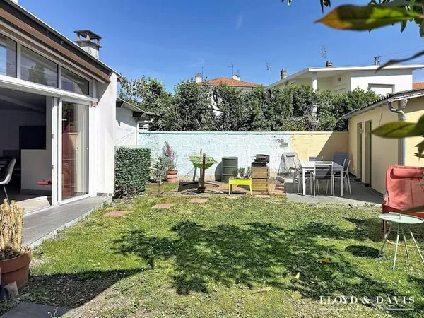Commerce 5 pièces 118 m²