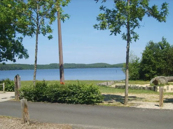 Terrain 190 m²